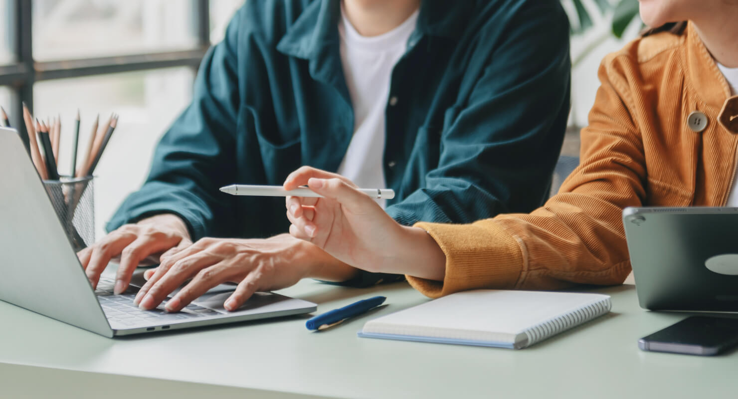 How to Implement an Expense Management Process 4 How to Implement an Expense Management Process