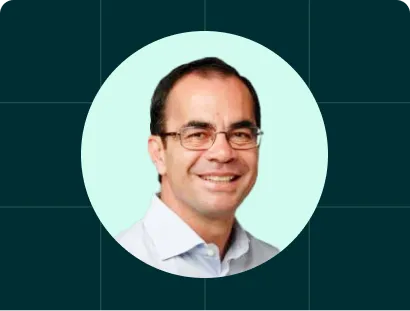 Presenter - Xavier Oliverapng